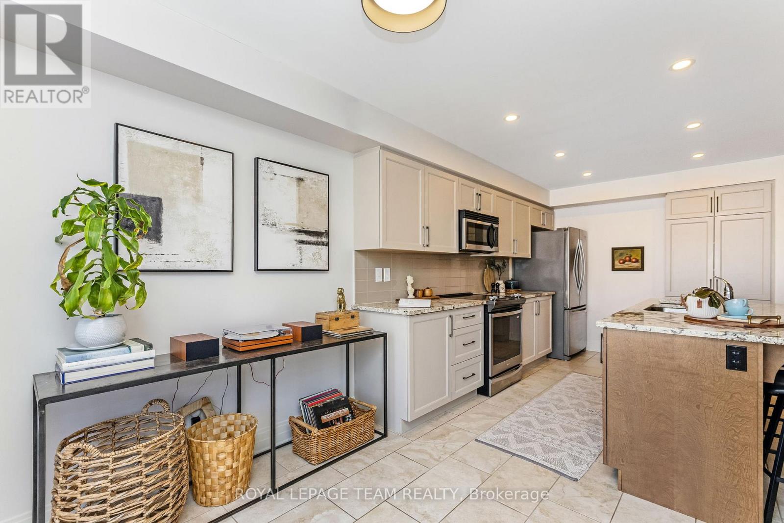 121 WOODHURST CRESCENT, Ottawa, Ontario, K2S0T4 — Photo 17