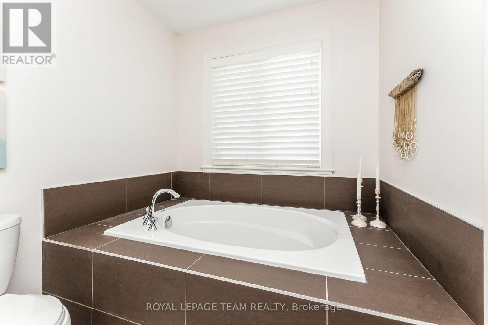 121 WOODHURST CRESCENT, Ottawa, Ontario, K2S0T4 — Photo 26