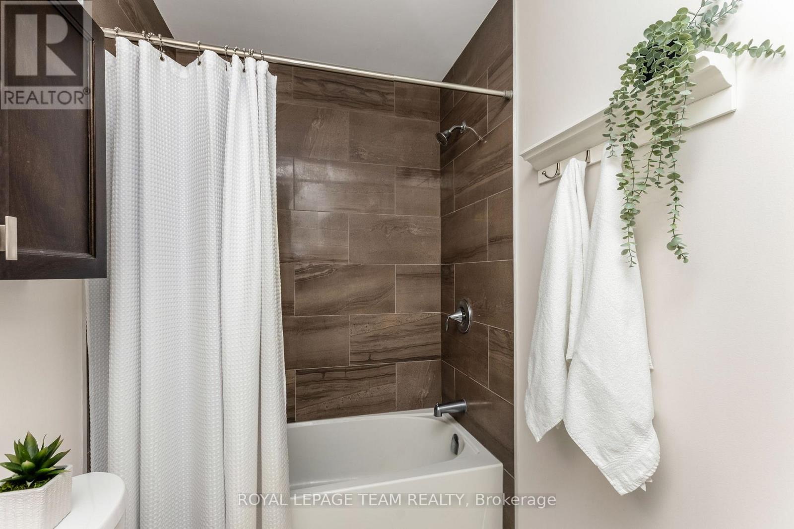 121 WOODHURST CRESCENT, Ottawa, Ontario, K2S0T4 — Photo 33