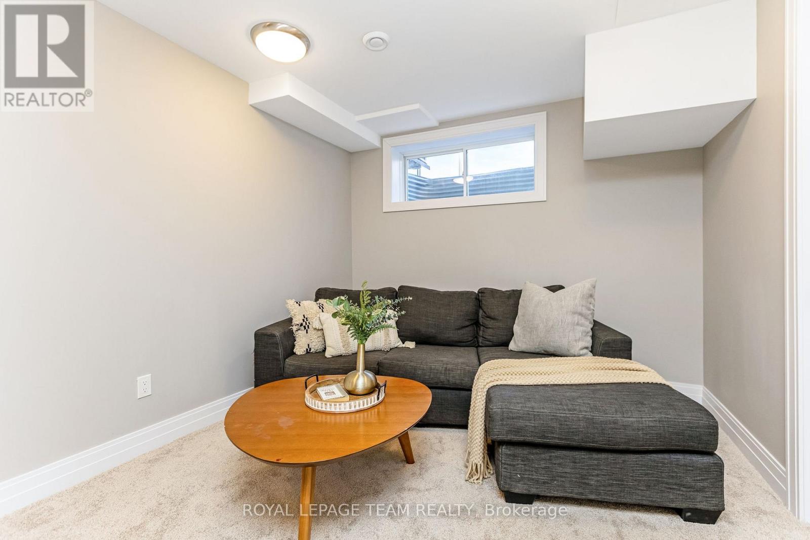 121 WOODHURST CRESCENT, Ottawa, Ontario, K2S0T4 — Photo 35