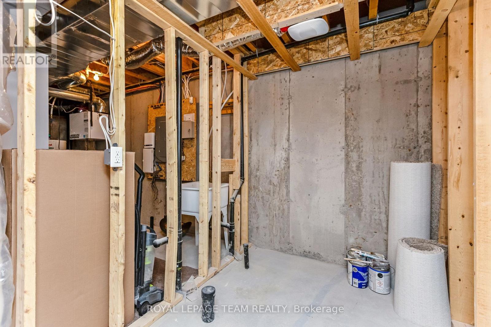 121 WOODHURST CRESCENT, Ottawa, Ontario, K2S0T4 — Photo 39