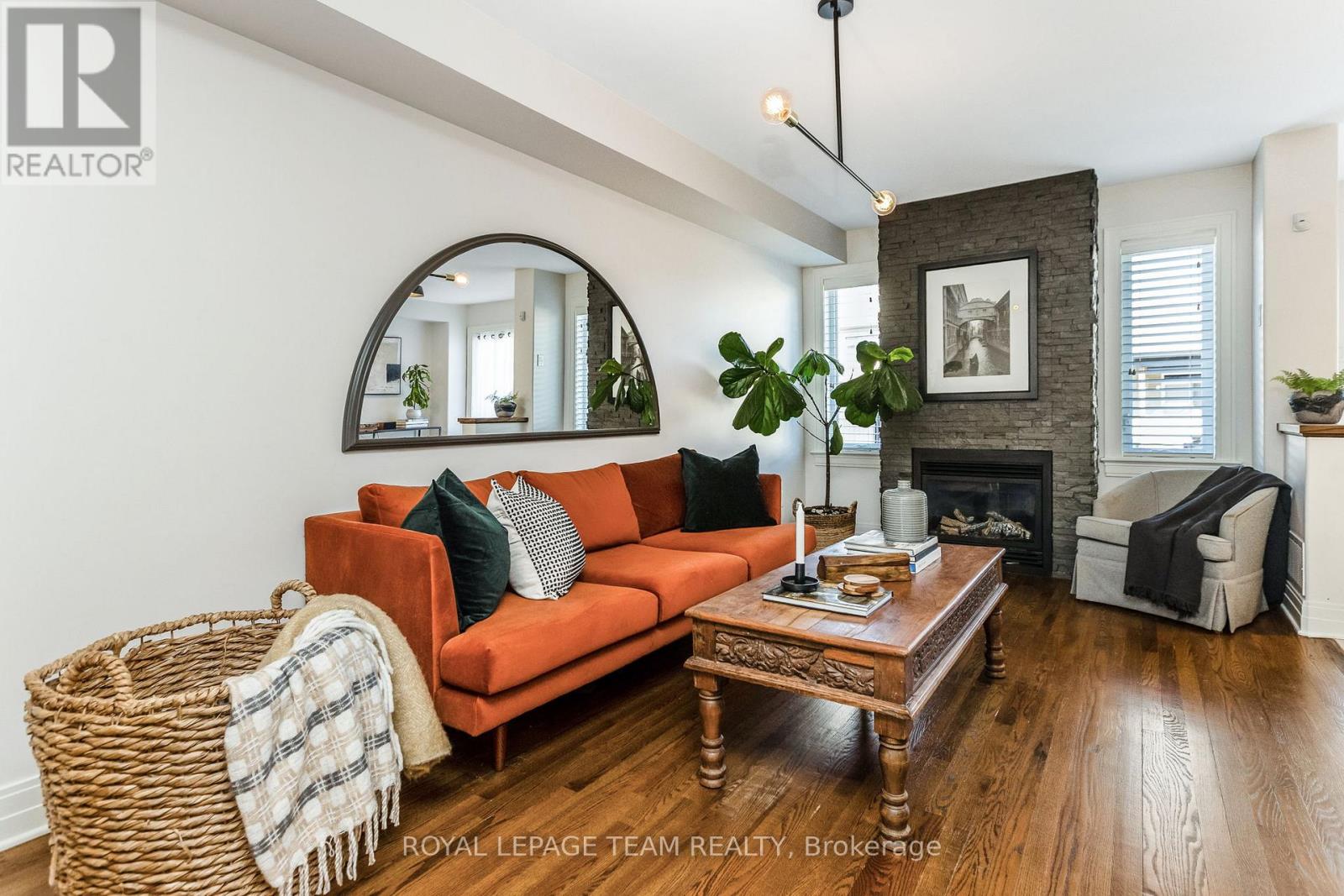 121 WOODHURST CRESCENT, Ottawa, Ontario, K2S0T4 — Photo 6