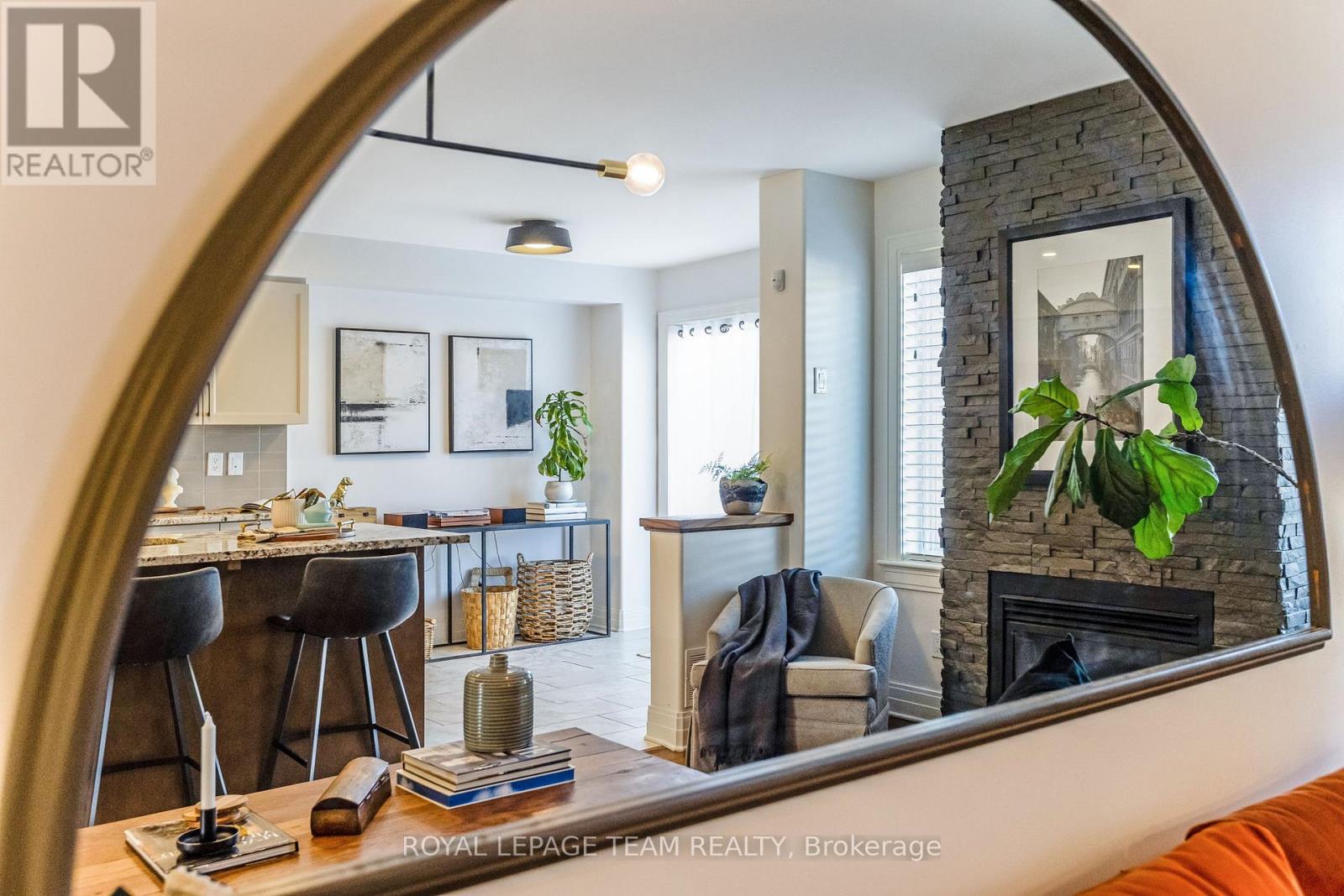 121 WOODHURST CRESCENT, Ottawa, Ontario, K2S0T4 — Photo 8