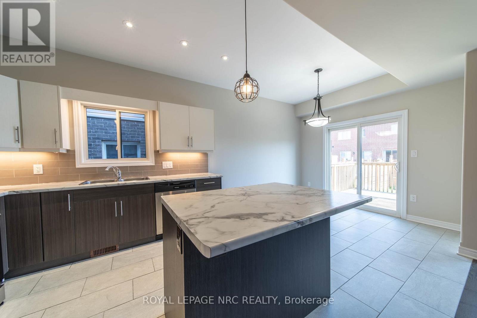 1 SPARKLE DRIVE, Thorold (Rolling Meadows), Ontario, L0S1A0 — Photo 12