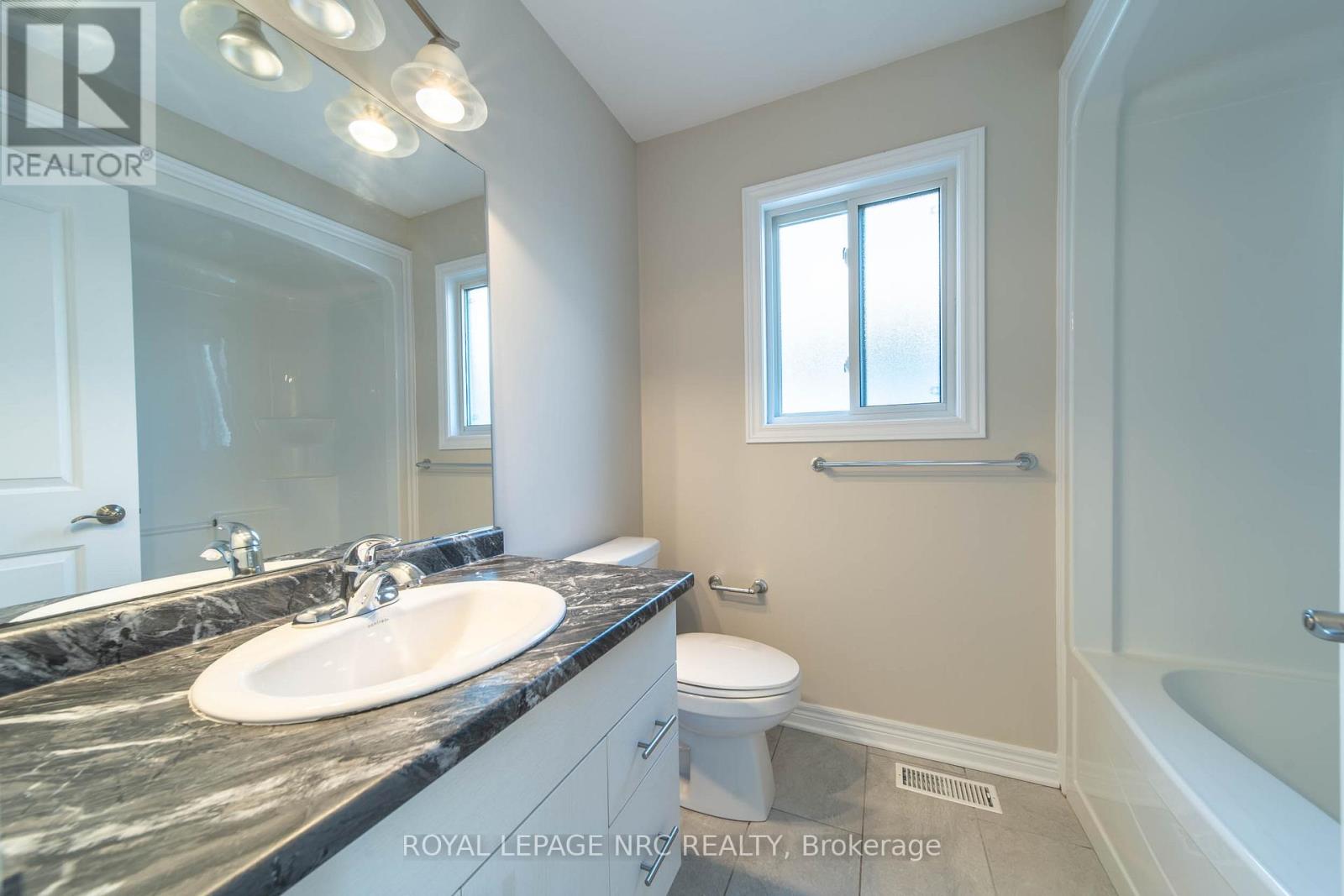 1 SPARKLE DRIVE, Thorold (Rolling Meadows), Ontario, L0S1A0 — Photo 20