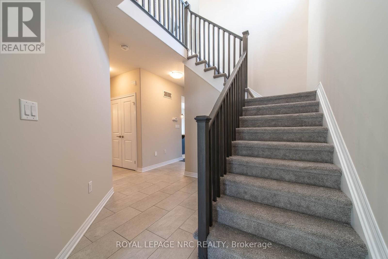 1 SPARKLE DRIVE, Thorold (Rolling Meadows), Ontario, L0S1A0 — Photo 5