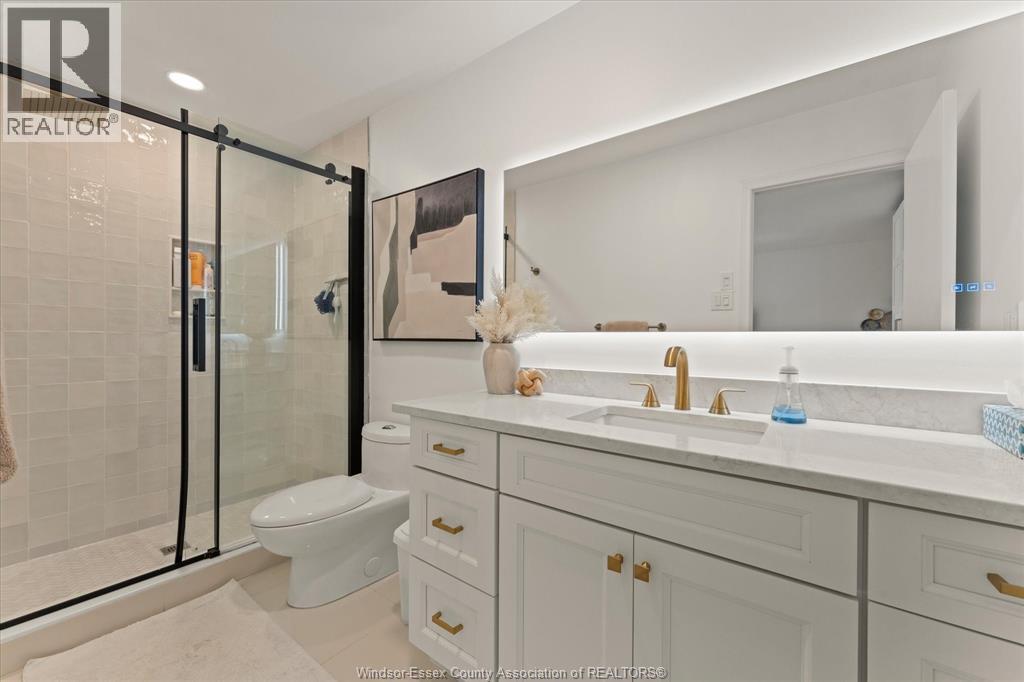 3480 Ouellette, Windsor, Ontario, N9E3L9 — Photo 20