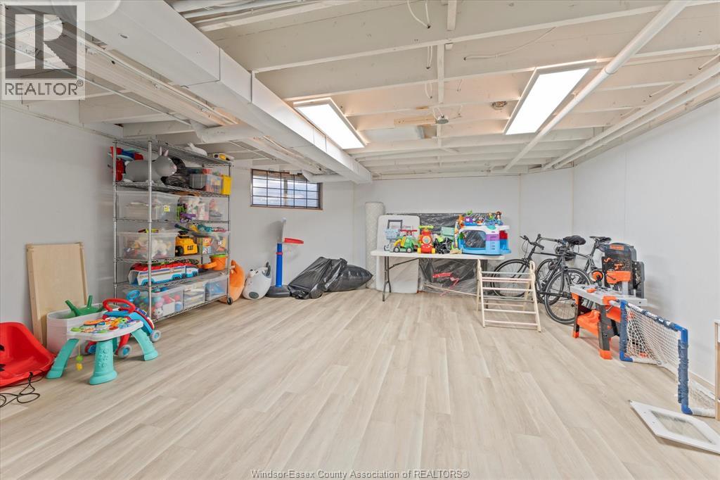3480 Ouellette, Windsor, Ontario, N9E3L9 — Photo 27