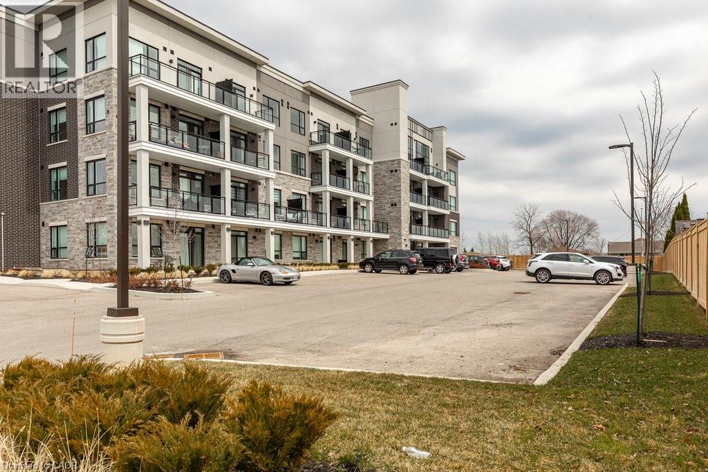 120 SPRINGVALLEY Crescent Unit# 208, Hamilton, Ontario, L9C0G2 — Photo 3