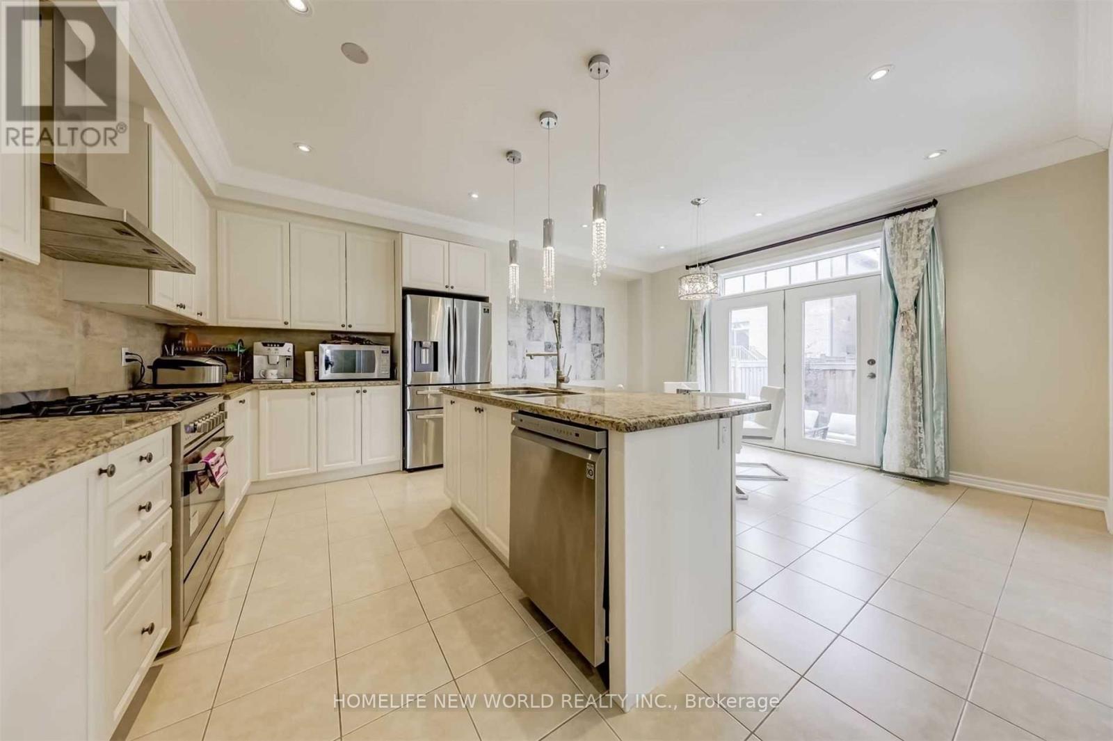 48 ROY HARPER AVENUE, Aurora, Ontario, L4G0V4 — Photo 14