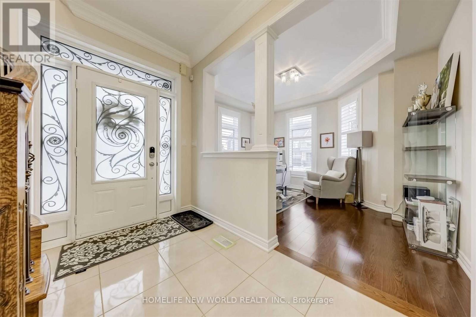 48 ROY HARPER AVENUE, Aurora, Ontario, L4G0V4 — Photo 4