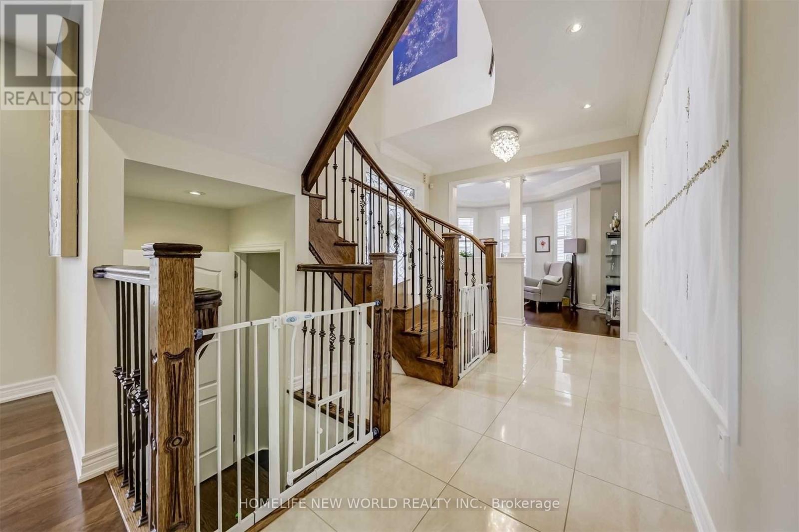 48 ROY HARPER AVENUE, Aurora, Ontario, L4G0V4 — Photo 5