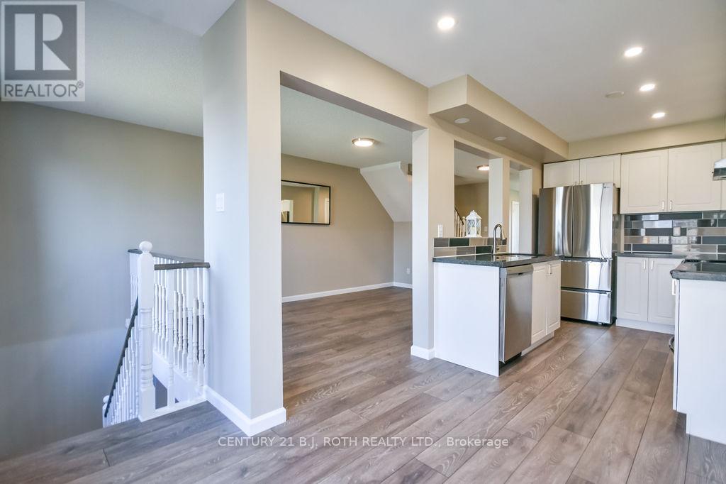 92 CUNNINGHAM DRIVE, Barrie (Ardagh), Ontario, L4N8L5 — Photo 12