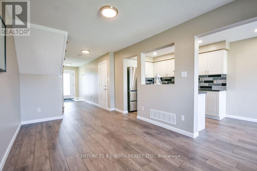 92 CUNNINGHAM DRIVE, Barrie (Ardagh), Ontario, L4N8L5 — Photo 8