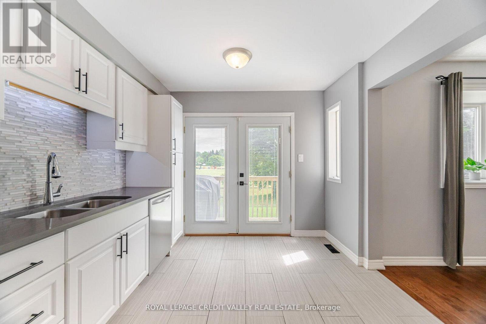 56 VALONIA DRIVE, Brampton (Brampton North), Ontario, L6V4K1 — Photo 13