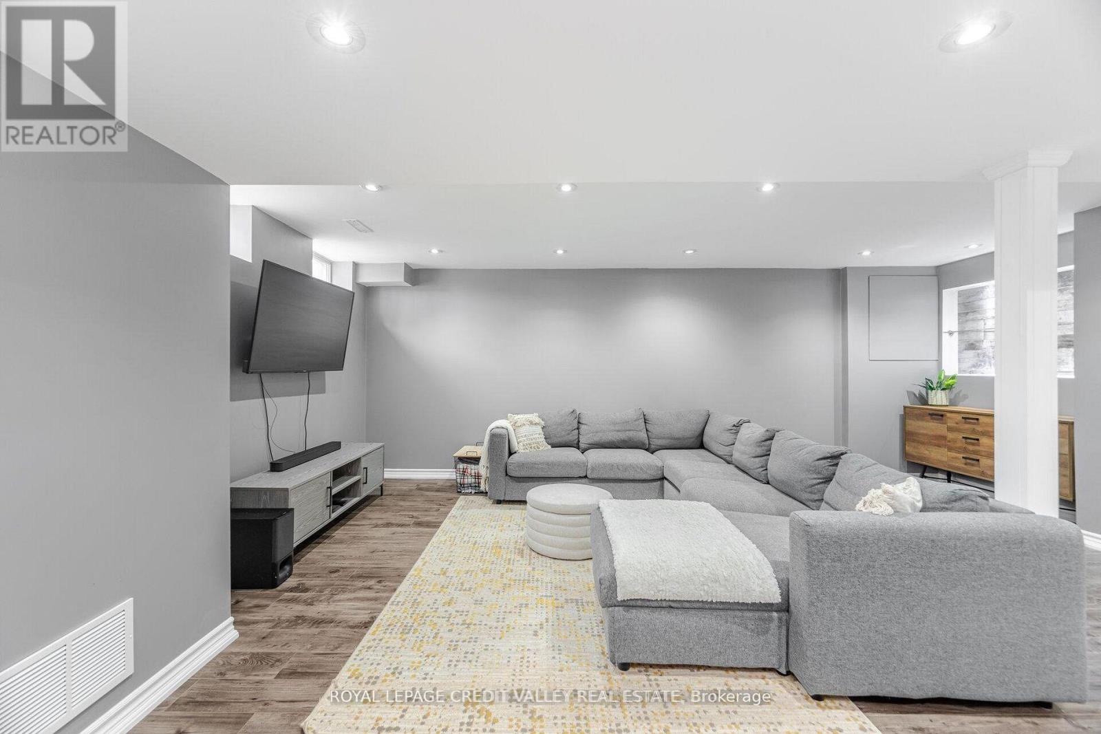 56 VALONIA DRIVE, Brampton (Brampton North), Ontario, L6V4K1 — Photo 32