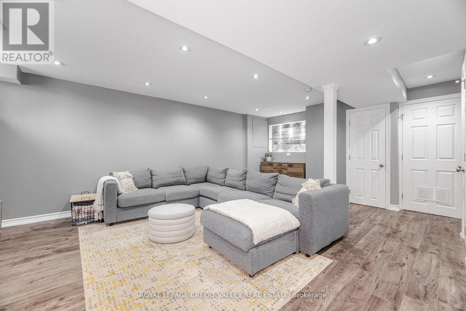 56 VALONIA DRIVE, Brampton (Brampton North), Ontario, L6V4K1 — Photo 33