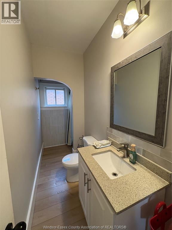 944 MCKAY Unit# MAIN, Windsor, Ontario, N9B2A5 — Photo 16