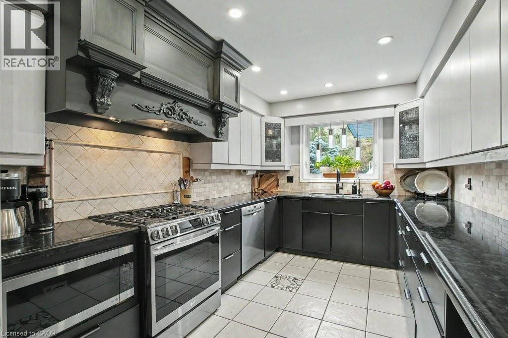 2324 HOMER Drive, Burlington, Ontario, L7P4V4 — Photo 15