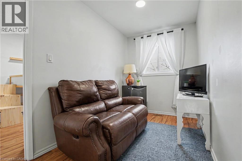 10 HOLBORN Court Unit# 49, Kitchener, Ontario, N2A3Y9 — Photo 15