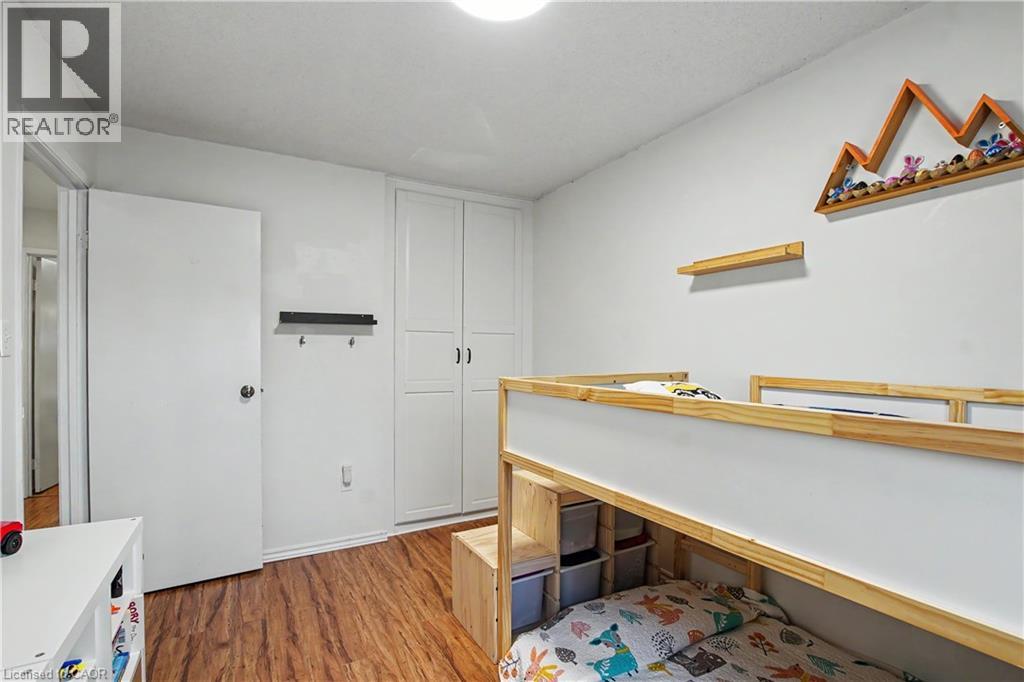 10 HOLBORN Court Unit# 49, Kitchener, Ontario, N2A3Y9 — Photo 17