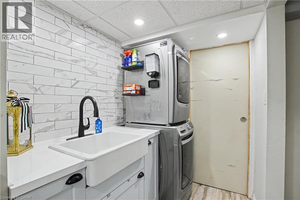 10 HOLBORN Court Unit# 49, Kitchener, Ontario, N2A3Y9 — Photo 26