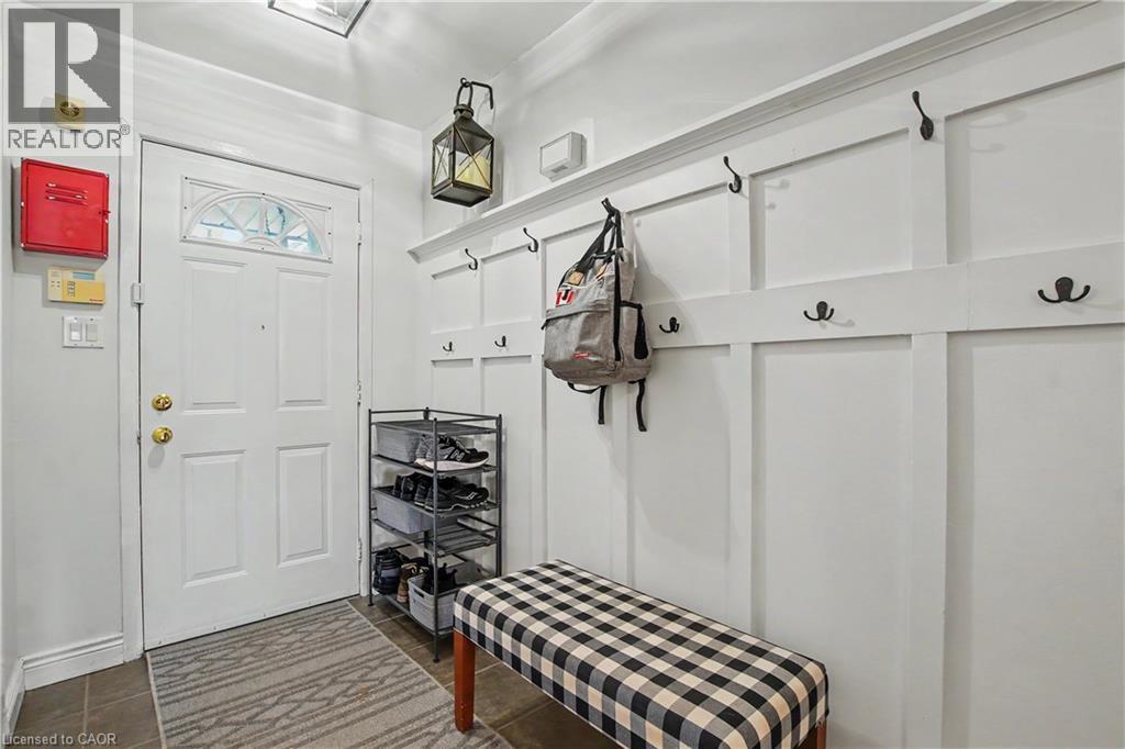 10 HOLBORN Court Unit# 49, Kitchener, Ontario, N2A3Y9 — Photo 5