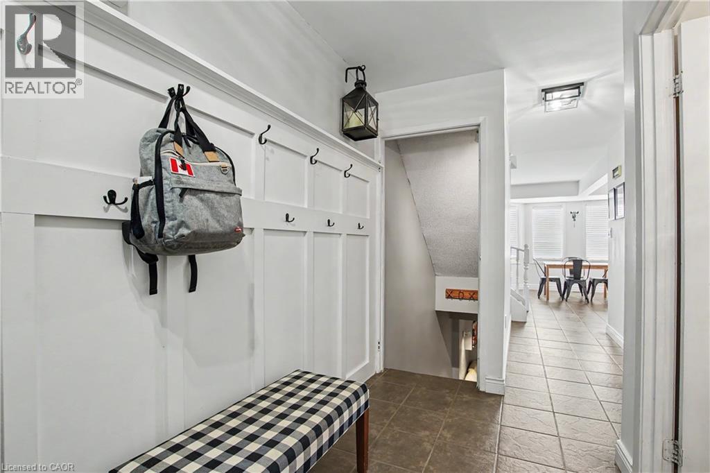 10 HOLBORN Court Unit# 49, Kitchener, Ontario, N2A3Y9 — Photo 6