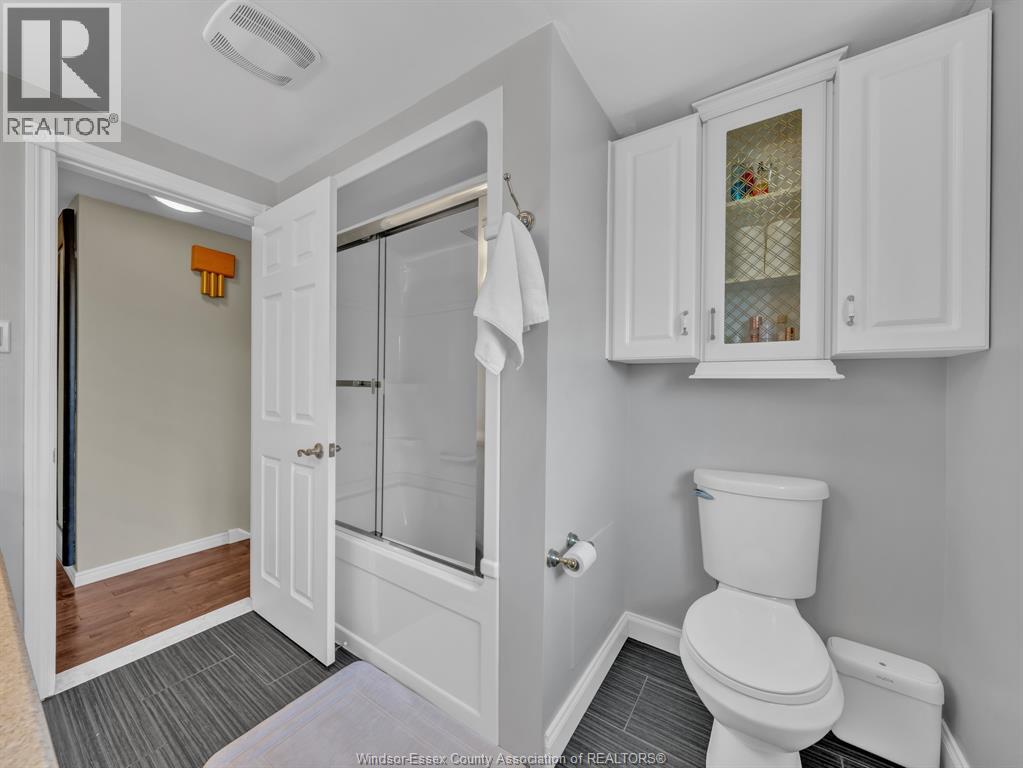 357 GAUTHIER, Tecumseh, Ontario, N8N2W3 — Photo 11