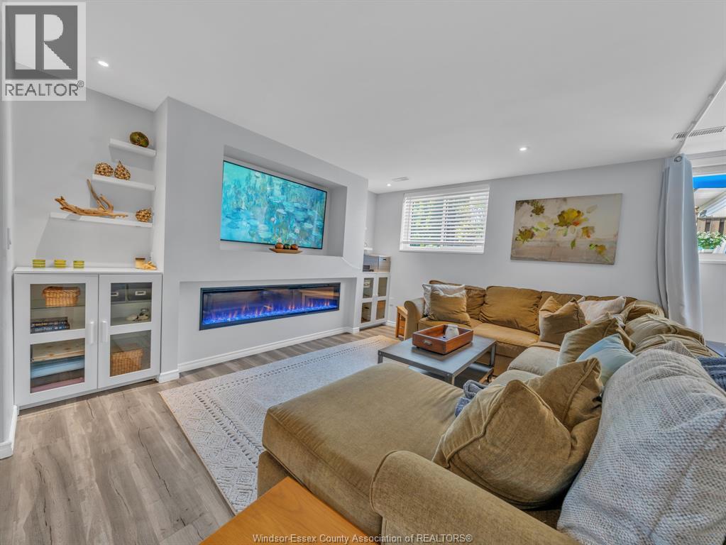 357 GAUTHIER, Tecumseh, Ontario, N8N2W3 — Photo 20