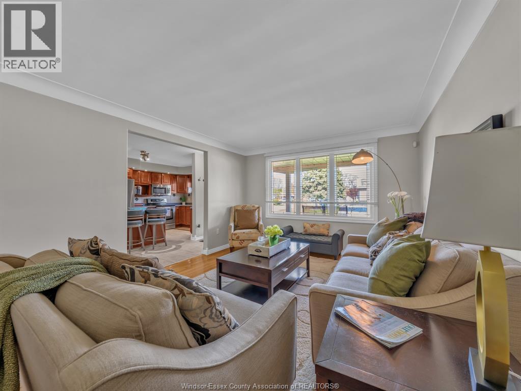 357 GAUTHIER, Tecumseh, Ontario, N8N2W3 — Photo 9