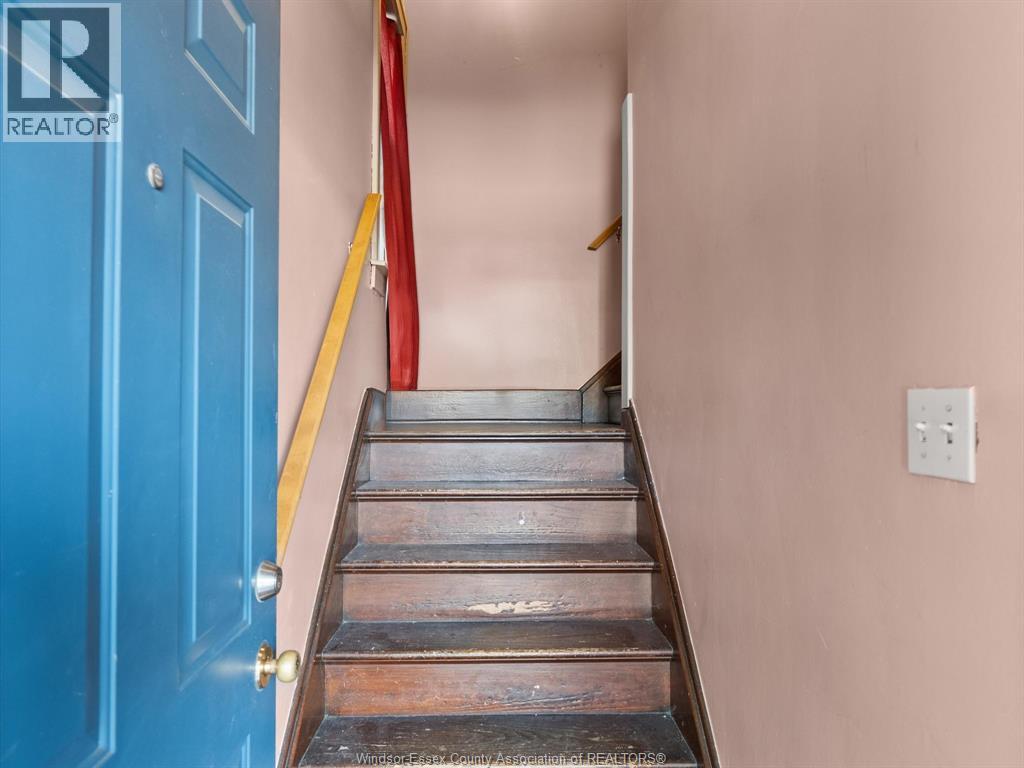 1560-1562 DOUGALL AVENUE, Windsor, Ontario, N8X1S1 — Photo 3