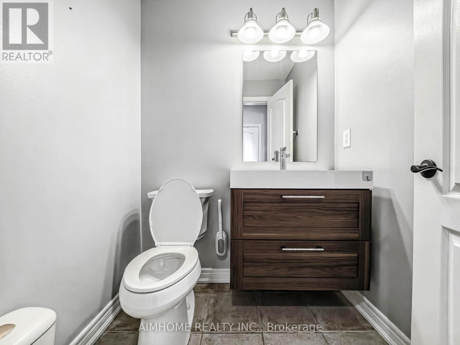 16 CHASSER DRIVE, Markham (Greensborough), Ontario, L6E1K4 — Photo 7