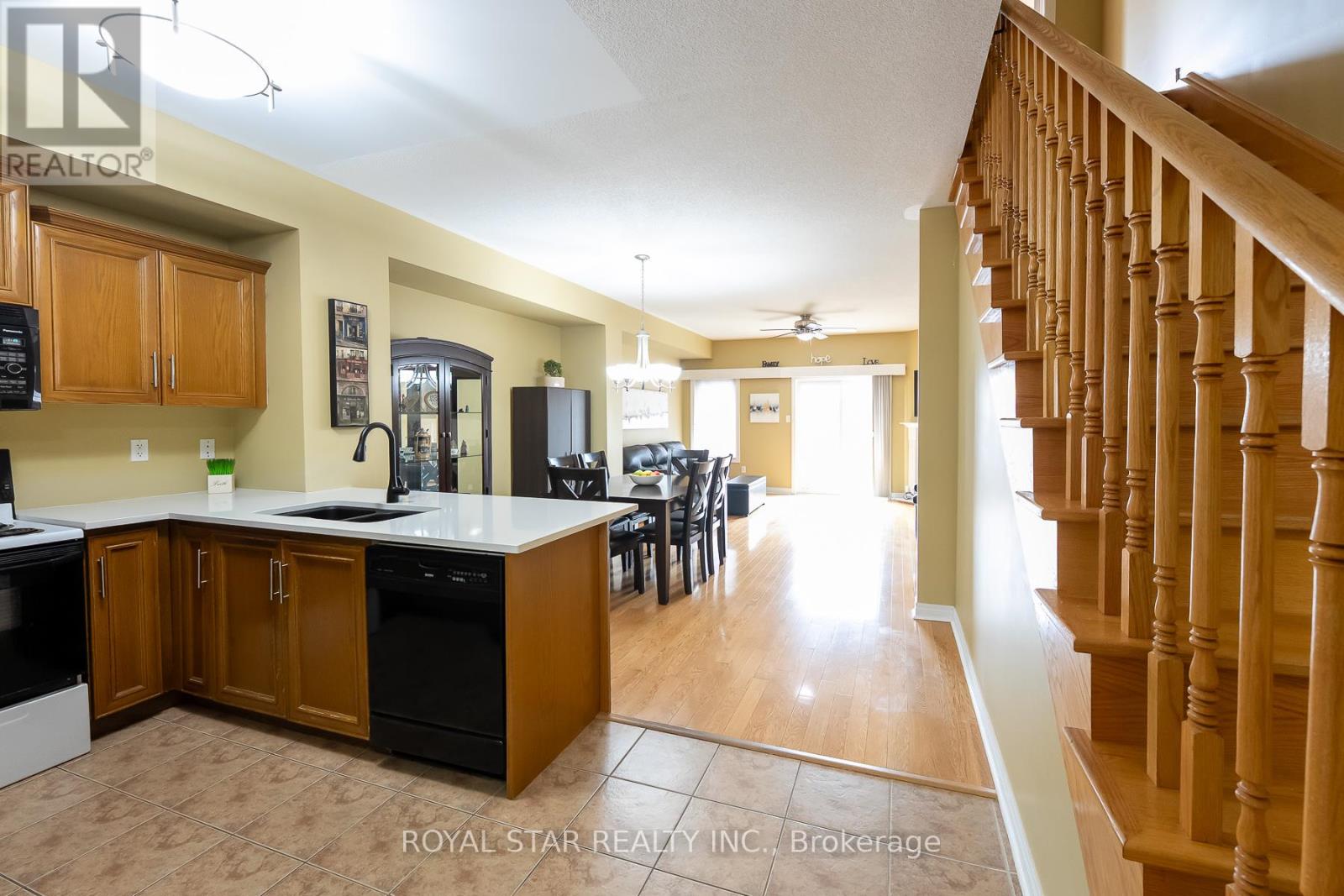 479 VODDEN STREET E, Brampton (Westgate), Ontario, L6S0C7 — Photo 5