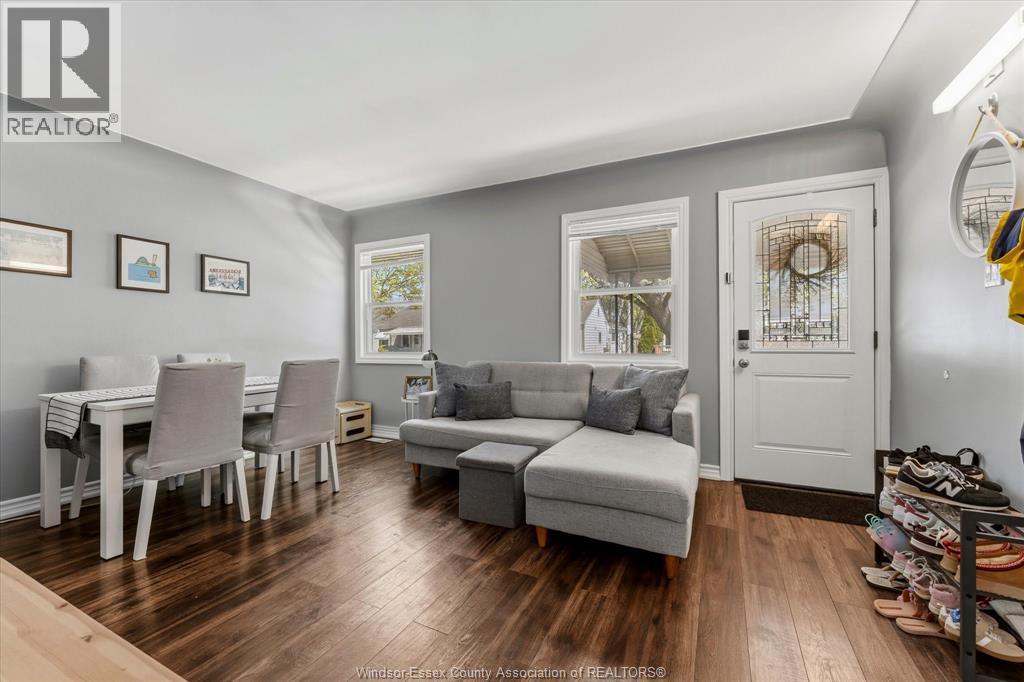 2383 ELSMERE, Windsor, Ontario, N8W2C9 — Photo 8