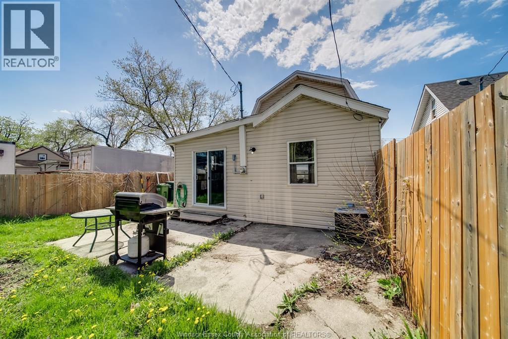 2210 JANETTE, Windsor, Ontario, N8X1Z8 — Photo 28