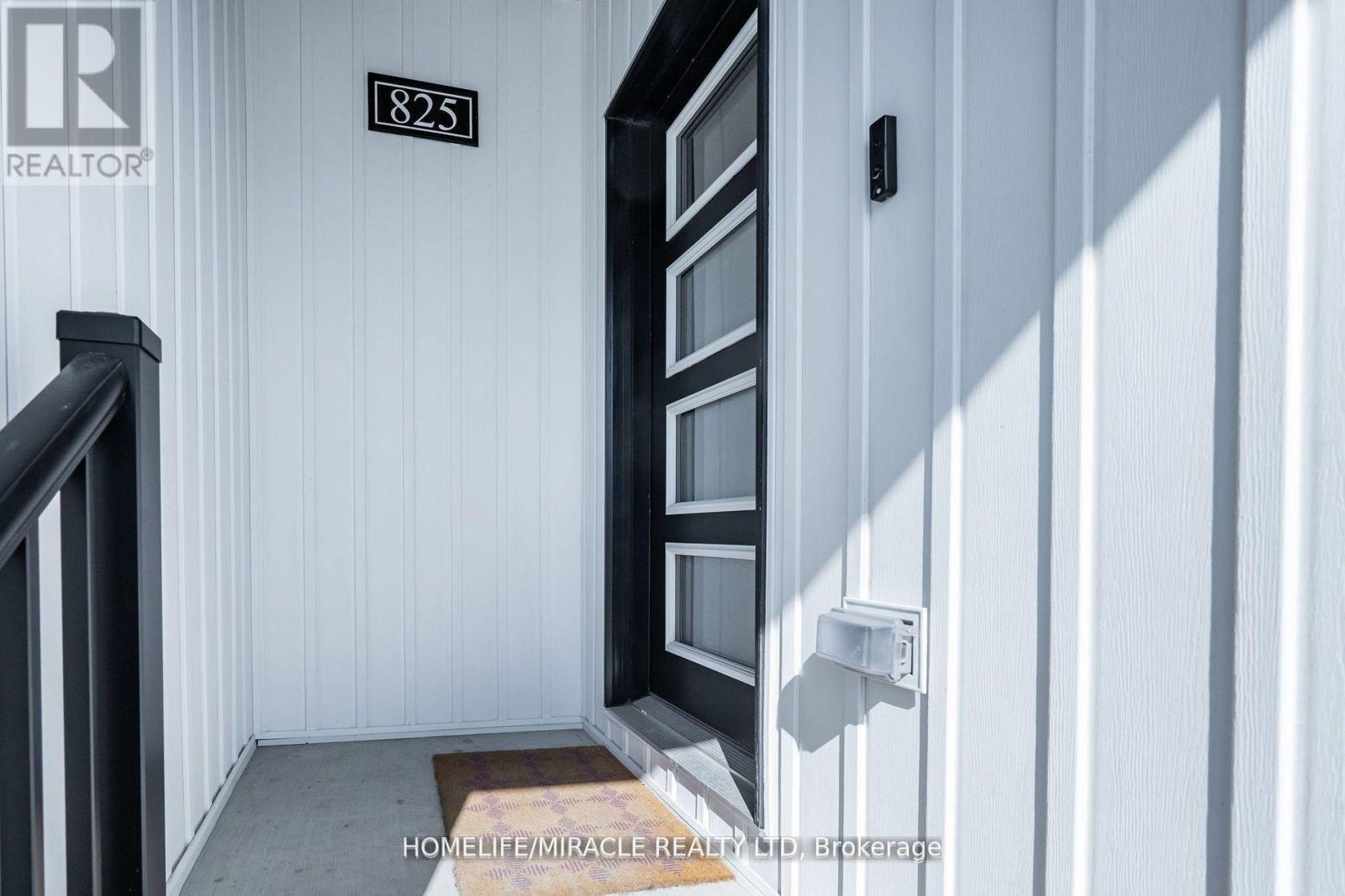 825 - 4263 FOURTH AVENUE, Niagara Falls (Downtown), Ontario, L2E0C2 — Photo 2