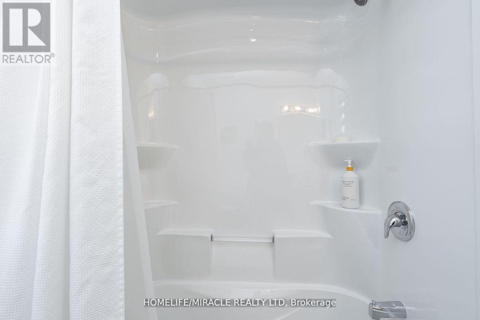 825 - 4263 FOURTH AVENUE, Niagara Falls (Downtown), Ontario, L2E0C2 — Photo 21