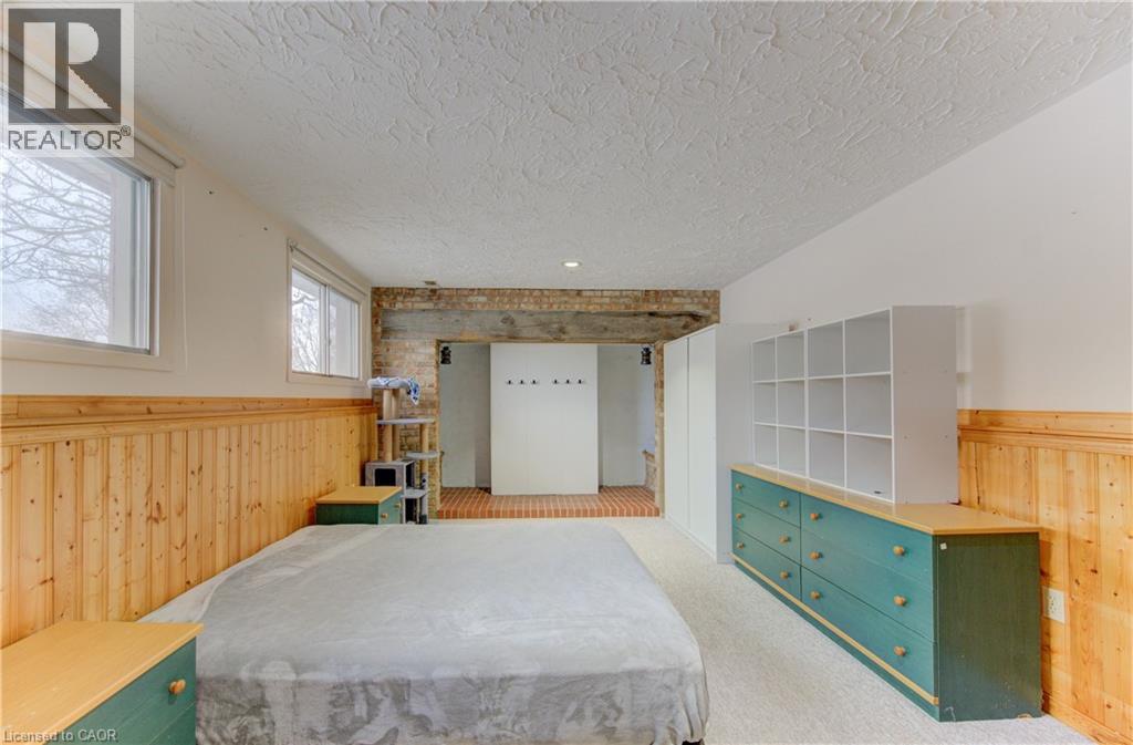 98 SHEA Crescent, Kitchener, Ontario, N2E1E8 — Photo 23