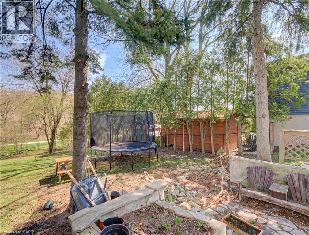 98 SHEA Crescent, Kitchener, Ontario, N2E1E8 — Photo 27
