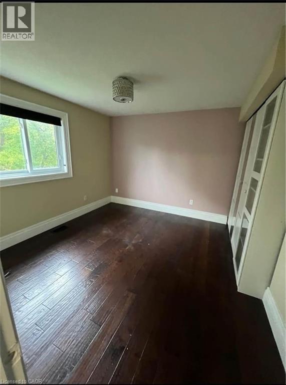 32 FOXMEADOW Road Unit# Upper, Cambridge, Ontario, N1P1J2 — Photo 8