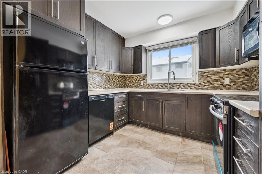 589 BEECHWOOD Drive Unit# 43, Waterloo, Ontario, N2T2K9 — Photo 15