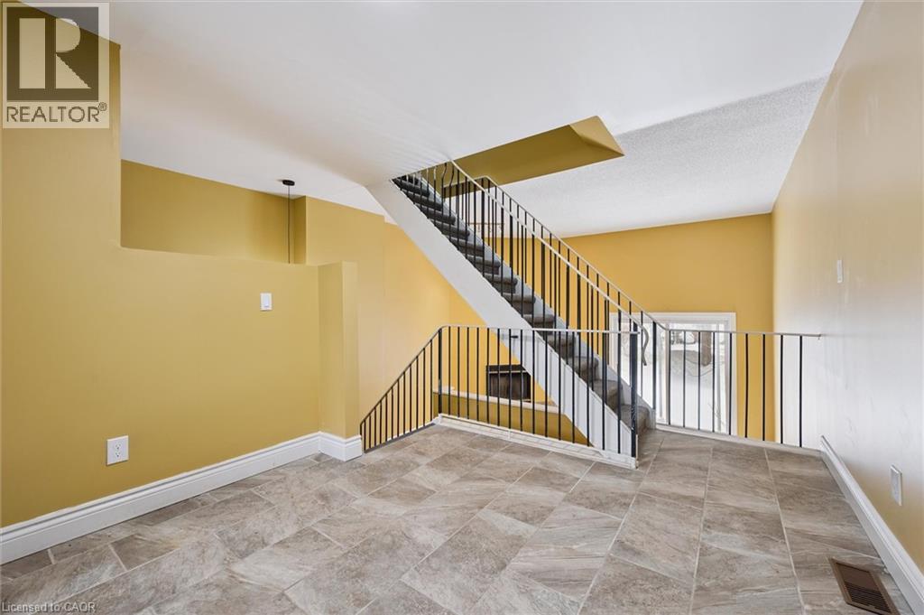 589 BEECHWOOD Drive Unit# 43, Waterloo, Ontario, N2T2K9 — Photo 19