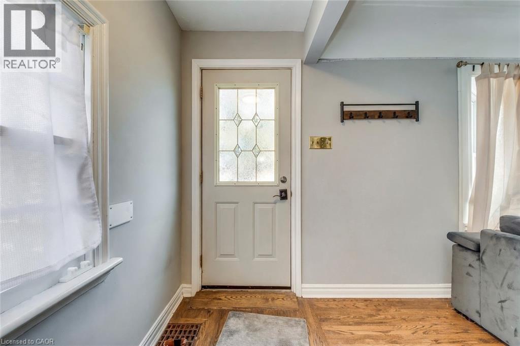 142 EWEN Road, Hamilton, Ontario, L8S3C7 — Photo 8