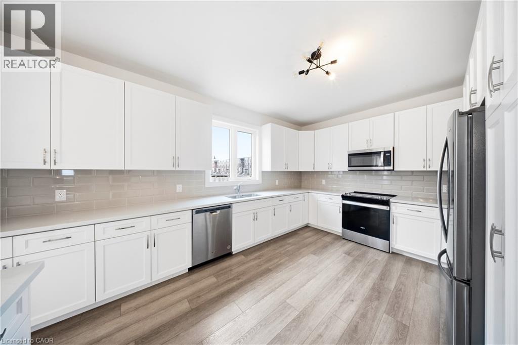 45 GREAT FALLS Boulevard, Waterdown, Ontario, L8B1X8 — Photo 13