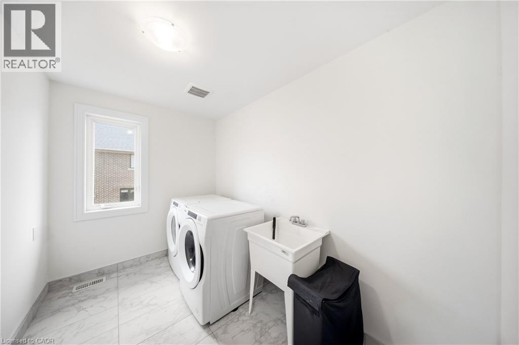 45 GREAT FALLS Boulevard, Waterdown, Ontario, L8B1X8 — Photo 36