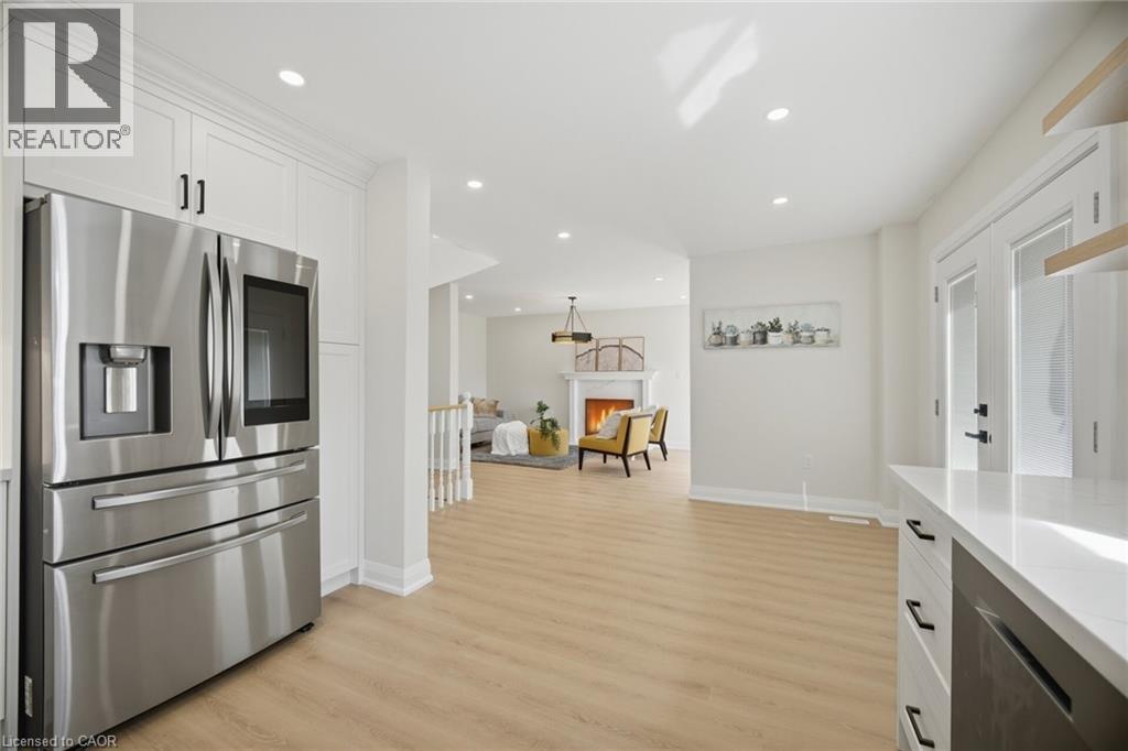 11 WESSENGER Drive, Barrie, Ontario, L4N8R8 — Photo 19