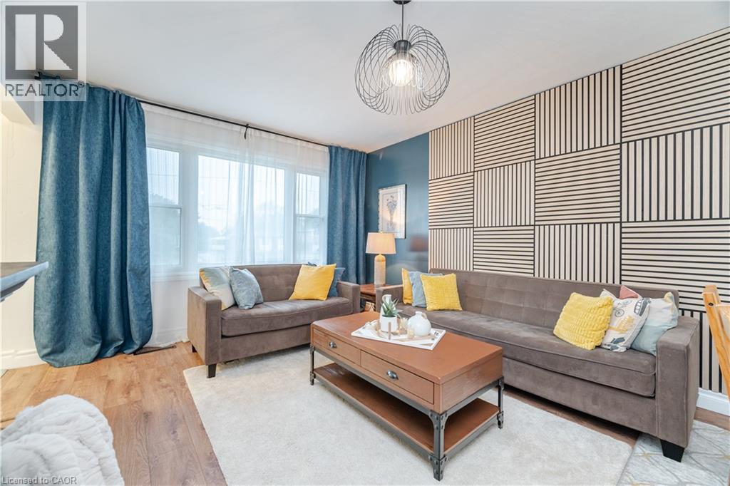 297 MOHAWK Road W, Hamilton, Ontario, L9C1W2 — Photo 12