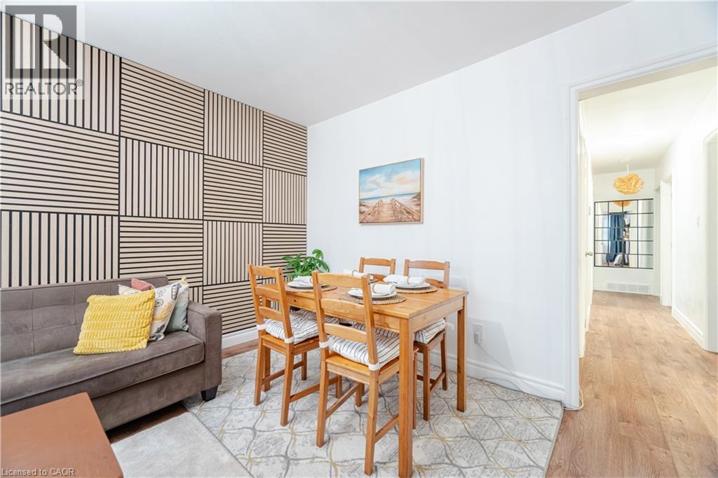 297 MOHAWK Road W, Hamilton, Ontario, L9C1W2 — Photo 14