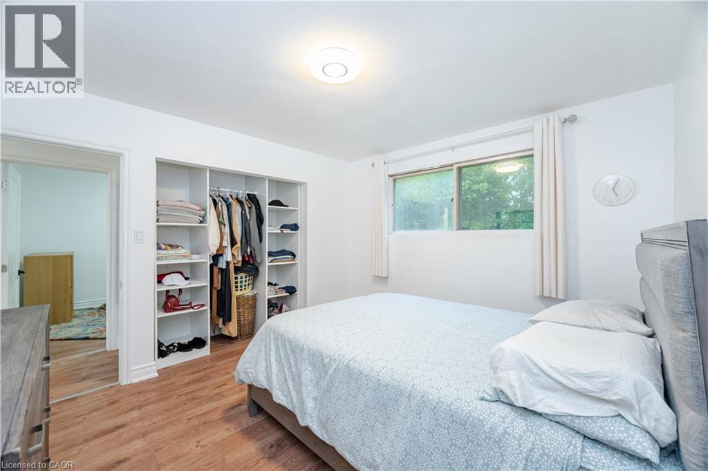 297 MOHAWK Road W, Hamilton, Ontario, L9C1W2 — Photo 17